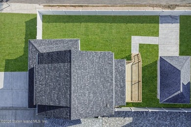 Welcome to 12 Fairview Avenue, a fully gut-renovated corner - photo 6