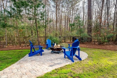 Lots of Privacy !! Home backs deep woods, plenty of room to - photo 1