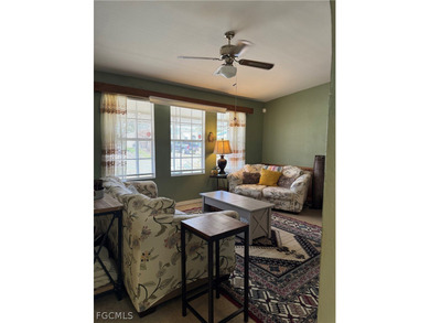 MOTIVATED SELLERS! Experience the perfect opportunity to own a - photo 4