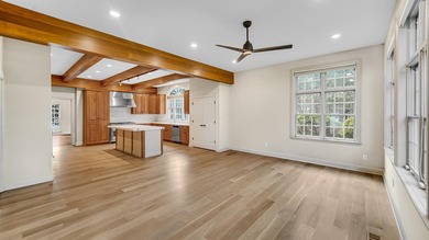 Stunning, TOTALLY UPDATED 3 story home in gated golf course - photo 14