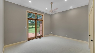 Stunning, TOTALLY UPDATED 3 story home in gated golf course - photo 17