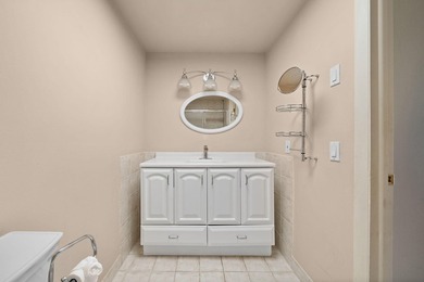 Welcome to Unit 406 at Hillcrest East 26 in Hollywood. This 1 - photo 23
