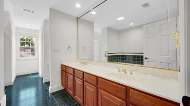 Stunning, TOTALLY UPDATED 3 story home in gated golf course - photo 41