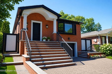 Welcome to 26 Lortel Avenue, tucked away on a beautifully - photo 1