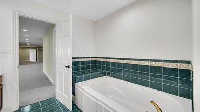 Stunning, TOTALLY UPDATED 3 story home in gated golf course - photo 43