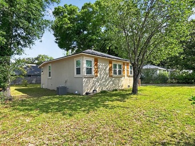Welcome to 722 Powell Drive -- a charming, recently upgraded - photo 4