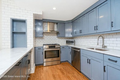 Luxury Waterfront Living at The Accolade at 90 Bay Street - photo 8