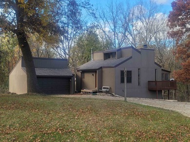 Galena Lake Home For Sale in Galena Illinois