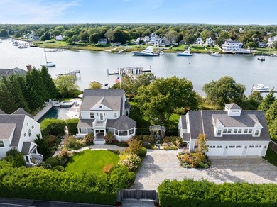 Presenting an offering of rare distinction. Refined coastal - photo 2