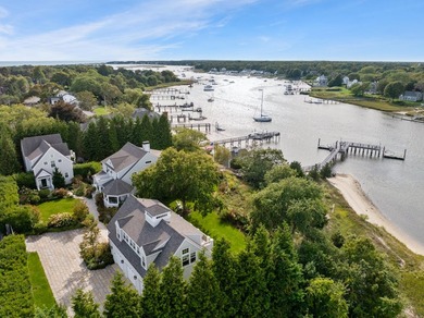 Presenting an offering of rare distinction. Refined coastal - photo 3