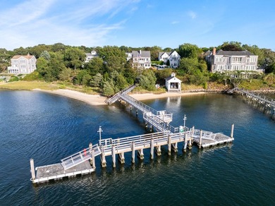 Presenting an offering of rare distinction. Refined coastal - photo 5