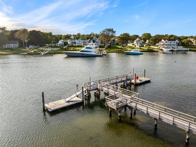 Presenting an offering of rare distinction. Refined coastal - photo 9
