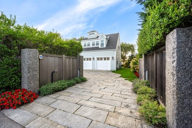 Presenting an offering of rare distinction. Refined coastal - photo 10