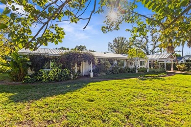 OLD FORT MYERS - Welcome to 1348 Alcazar Ave, a refined - photo 2