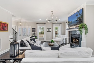The Southern Charleston Inspired Dream - 4BR/3.5BA residence - photo 12