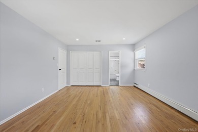 Welcome to this stunning Colonial nestled in the heart of - photo 14