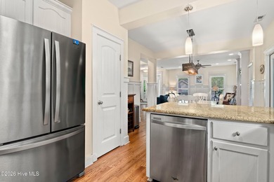 Discover this charming, well-kept secret nestled right in the - photo 15