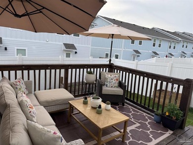 **Assumable loan at 4.99% - Buy this beautiful home for roughly - photo 15
