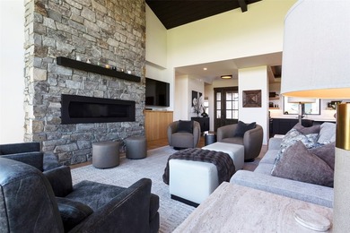 Experience refined living at this exceptional Ranch Club - photo 16