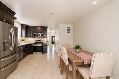 Move right in to this beautifully maintained home on a quiet - photo 4