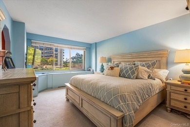 Welcome to the Largest One Bedroom, Junior 4 Luxury Apartment at - photo 7