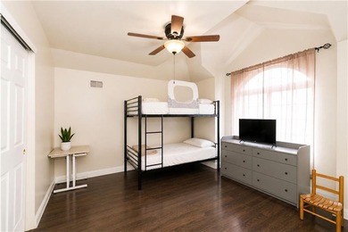 Move right in to this beautifully maintained home on a quiet - photo 10
