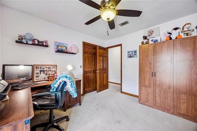 This stunning Shadowlawn Estates home boasts 4-bedroom, 2 - photo 30