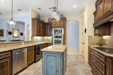 Exceptional waterfront living in The Island, Granbury's premier - photo 9
