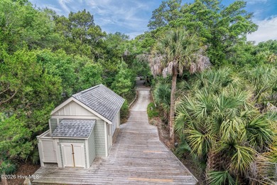 Discover this charming, well-kept secret nestled right in the - photo 43