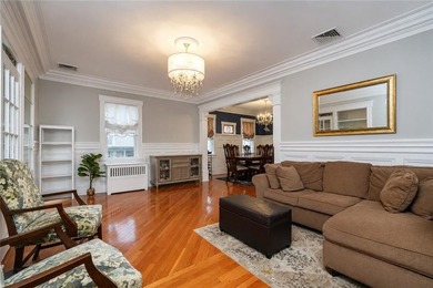 Magnificent New Dorp 1 Family Detached Gem on 44x100 lot. This - photo 7