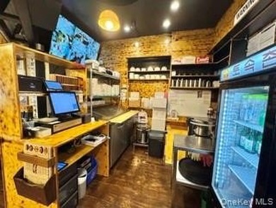Calling All Investors, Developers, & End-Users!!! 4 Unit 5,200+ - photo 7