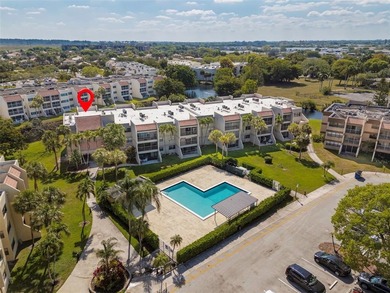 (private lake, pond, creek) Condo For Sale in Weston Florida