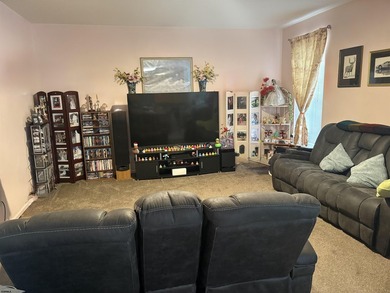 PRICE IMPROVEMENT! Welcome to 117 Delaware Avenue in desirable - photo 2