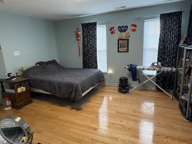 PRICE IMPROVEMENT! Welcome to 117 Delaware Avenue in desirable - photo 9
