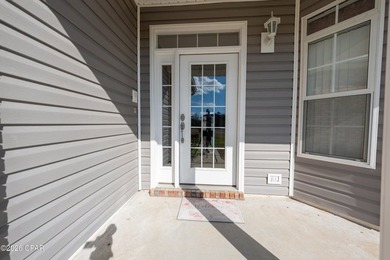 Spacious 3-bedroom, 2-bath traditional ranch-style brick home - photo 11