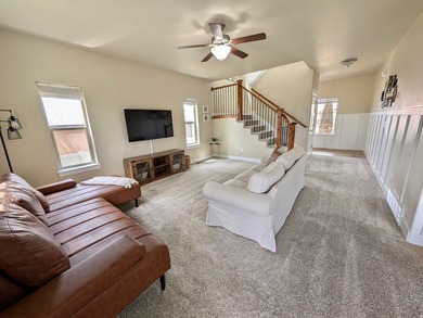 Welcome home to this beautifully maintained Eagle Mountain gem - photo 11