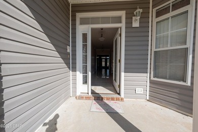 Spacious 3-bedroom, 2-bath traditional ranch-style brick home - photo 12