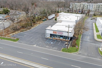 Great buy! Warehouse plus retail in prime location on Rt 35 - photo 15