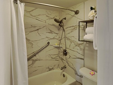 Welcome to Kihei Akahi D-101, a beautifully remodeled - photo 17