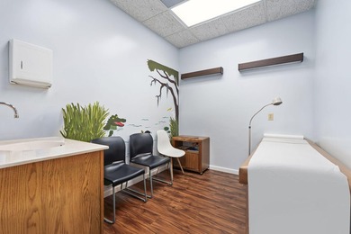 Medical Office Condo. Move in Ready! 1,734 sq feet. Near - photo 19