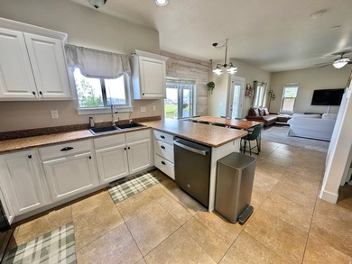 Welcome home to this beautifully maintained Eagle Mountain gem - photo 22