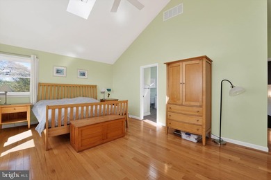 Welcome to 1400 Burke Rd, with over 3000 sq ft of house - photo 29