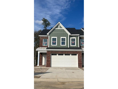 (private lake, pond, coastal) Townhome/Townhouse For Sale in Williamsburg Virginia