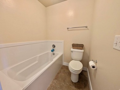 Welcome home to this beautifully maintained Eagle Mountain gem - photo 32