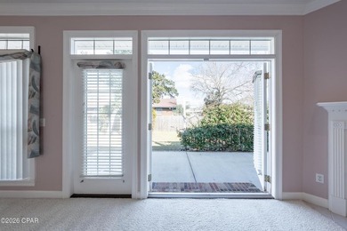 Spacious 3-bedroom, 2-bath traditional ranch-style brick home - photo 34