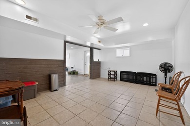 Welcome to 1400 Burke Rd, with over 3000 sq ft of house - photo 35