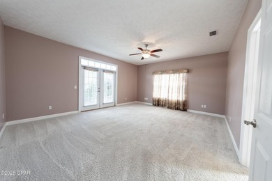 Spacious 3-bedroom, 2-bath traditional ranch-style brick home - photo 37