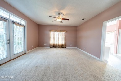 Spacious 3-bedroom, 2-bath traditional ranch-style brick home - photo 38