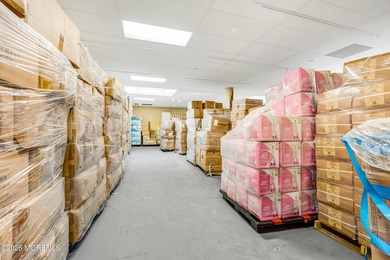 Great buy! Warehouse plus retail in prime location on Rt 35 - photo 38