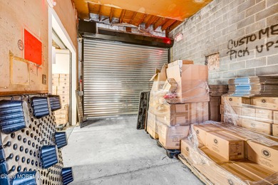 Great buy! Warehouse plus retail in prime location on Rt 35 - photo 39